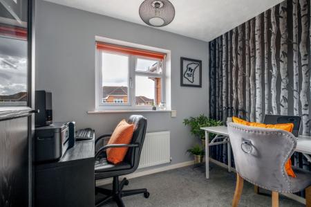 4 bedroom Detached house for sale in Wymondham Way, Melton Mowbray, LE13