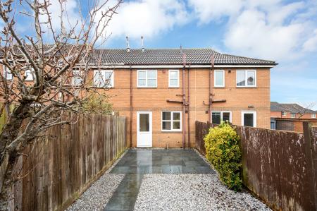 2 bedroom Terraced House for sale in Horse Field View, Melton Mowbray