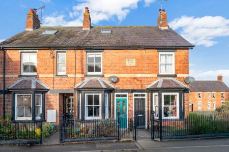 3 bedroom Terraced House for sale in The Green, Stathern