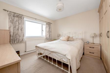 5 bedroom Detached house for sale in Spacious Village Home on The Close, Burton Lazars, LE14 2UX