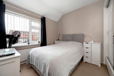 3 bedroom Semi-detached house for sale in Extended Home on Lake Terrace, Melton Mowbray, LE13 0BZ