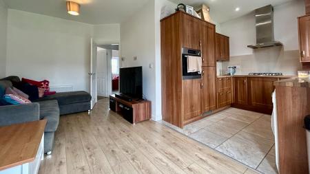 2 bedroom Semi-detached bungalow for sale in Leah Way, Asfordby