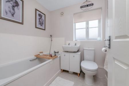 4 bedroom Semi-detached house for sale in Delightful Family Home at Discovery Drive, Melton, LE13 1NJ