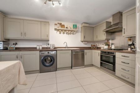 4 bedroom Semi-detached house for sale in Delightful Family Home at Discovery Drive, Melton, LE13 1NJ