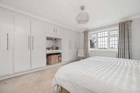 4 bedroom Detached house for sale in Melton Road, Waltham On The Wolds, LE14