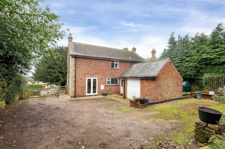 4 bedroom Detached house for sale in Melton Road, Waltham On The Wolds, LE14