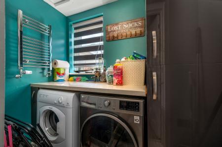 4 bedroom Detached house for sale in Wymondham Way, Melton Mowbray, LE13