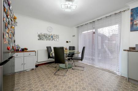 3 bedroom Semi-detached house for sale in Tranquil Spacious Home on Thrush Close, Melton, LE13 0QF