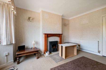 2 bedroom Semi-detached house for sale in Vicarage Lane, Eaton, NG32