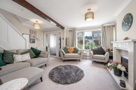 3 bedroom Semi-detached house for sale in Fantastic Open Plan Living at Field Close, Melton, LE13 1DS