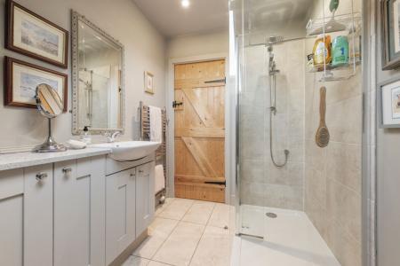 2 bedroom Character Property for sale in Main Street, Holwell, LE14