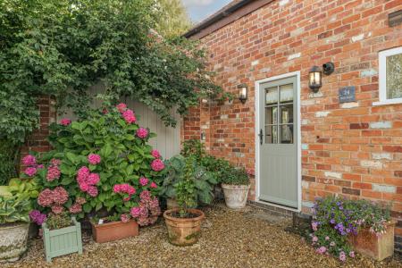 2 bedroom Character Property for sale in Main Street, Holwell, LE14