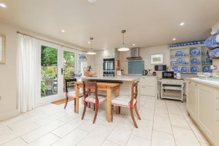 2 bedroom Character Property for sale in Main Street, Holwell, LE14