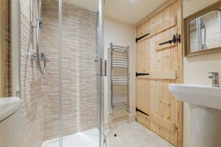 2 bedroom Character Property for sale in Main Street, Holwell, LE14