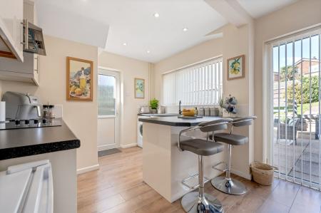 3 bedroom Semi-detached house for sale in Witham Close, Melton Mowbray, LE13