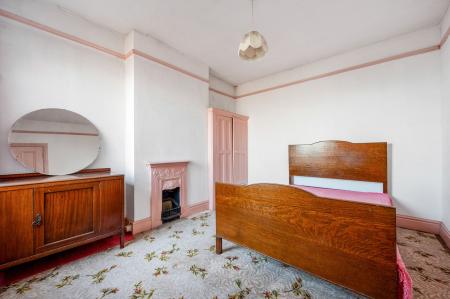 4 bedroom Semi-detached house for sale in Craven Street, Melton Mowbray, LE13