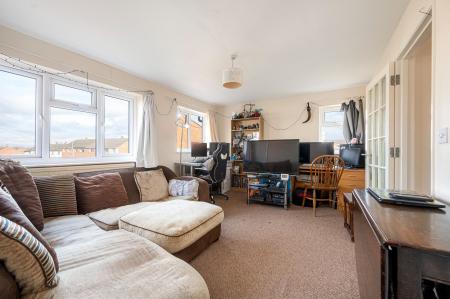 1 bedroom Apartment for sale in Blakeney Crescent, Melton Mowbray, LE13
