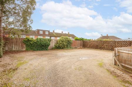 1 bedroom Apartment for sale in Blakeney Crescent, Melton Mowbray, LE13