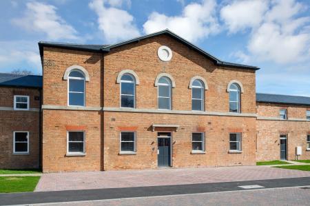 Charles Dyer Close, Melton Mowbray, LE13