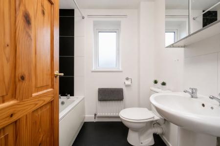 2 bedroom Semi-detached house for sale in Duke Street, Melton Mowbray