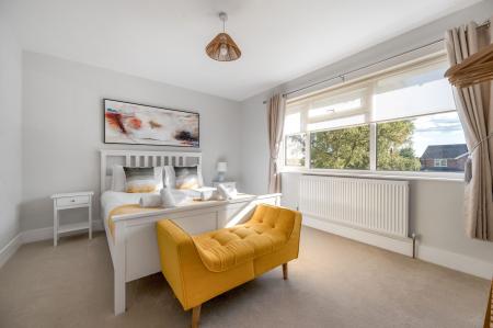 4 bedroom Detached house to let in Beechwood Avenue, Melton Mowbray, LE13