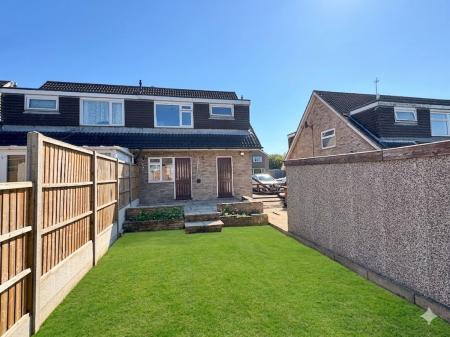 3 bedroom Semi-detached house for sale in Baldocks Lane, Melton Mowbray, LE13