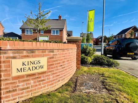 2 bedroom Semi-detached house for sale in Beaufighter Crescent, Melton Mowbray, LE13