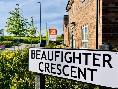 2 bedroom Semi-detached house for sale in Beaufighter Crescent, Melton Mowbray, LE13