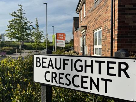 2 bedroom Semi-detached house for sale in Beaufighter Crescent, Melton Mowbray, LE13