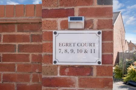 2 bedroom Terraced House for sale in Egret Court, Melton Mowbray, LE13