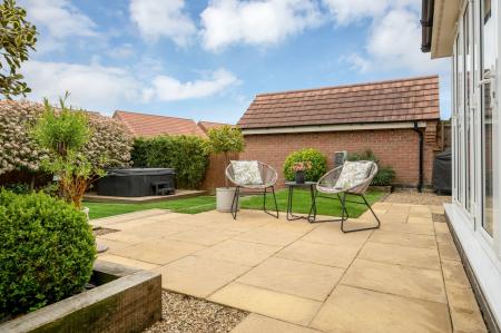 4 bedroom Detached house for sale in Wordsworth Court, Melton Mowbray, LE13