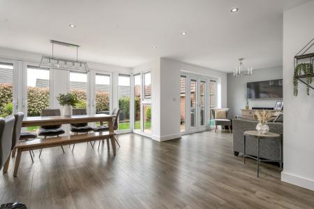 4 bedroom Detached house for sale in Wordsworth Court, Melton Mowbray, LE13