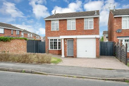 Orchard Way, Syston, LE7