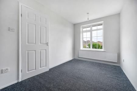 4 bedroom Detached house to let in Orchard Way, Syston, LE7