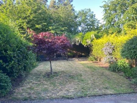 3 bedroom Semi-detached house to let in Wymondham Way, Melton Mowbray, LE13