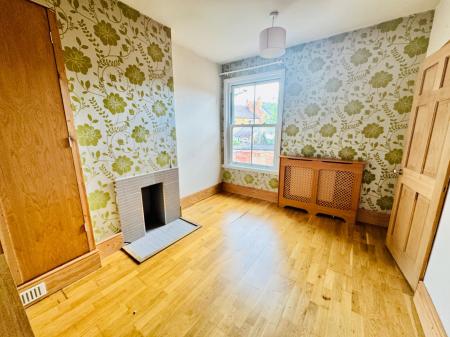 3 bedroom Semi-detached house for sale in Stafford Avenue, Melton Mowbray