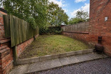 3 bedroom Semi-detached house for sale in Stafford Avenue, Melton Mowbray