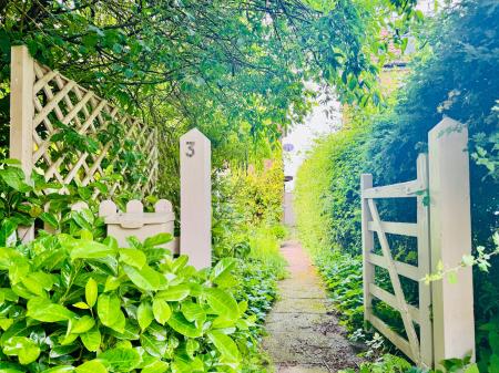 3 bedroom Semi-detached house for sale in School Hill, Sproxton, LE14