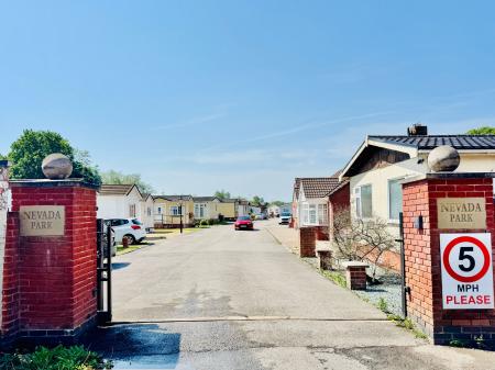 1 bedroom Lodge for sale in Park Avenue, Melton Mowbray, LE13