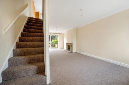 3 bedroom Semi-detached house to let in Brentingby Close, Melton Mowbray, LE13