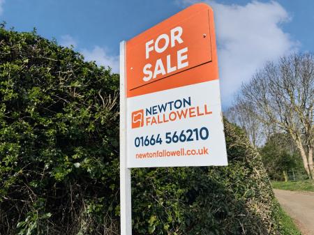 3 bedroom End of terrace house for sale in Wren Close, Melton Mowbray, LE13