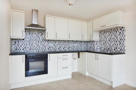 1 bedroom Flat to let in Windsor Street, Windsor House Windsor Street, LE13