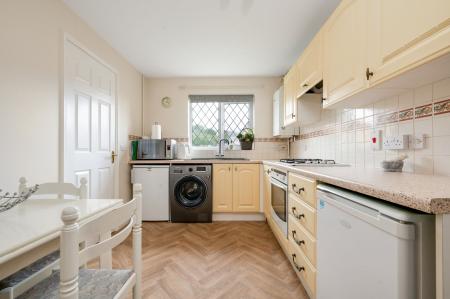 3 bedroom Semi-detached house to let in Marigold Crescent, Melton Mowbray, LE13