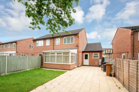 3 bedroom Semi-detached house to let in Marigold Crescent, Melton Mowbray, LE13