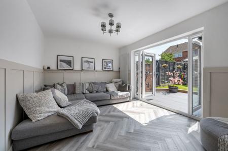 4 bedroom Terraced House to let in Wren Close, Melton Mowbray, LE13