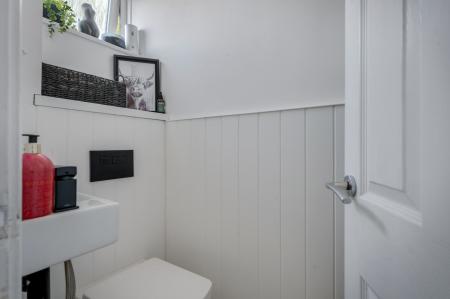 4 bedroom Terraced House to let in Wren Close, Melton Mowbray, LE13