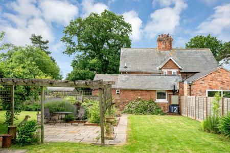 4 bedroom Semi-detached house for sale in Pasture Lane, Ashby Folville, LE14