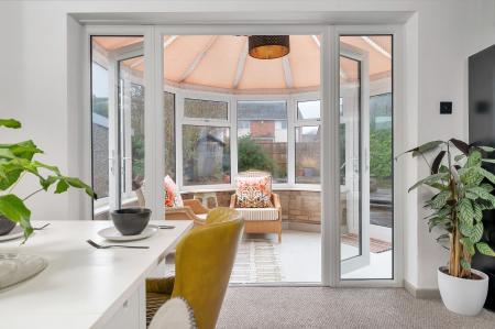 3 bedroom Detached bungalow to let in Ferneley Crescent, Melton Mowbray, LE13