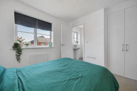 3 bedroom Semi-detached house to let in Forbes Avenue, Melton Mowbray, LE13