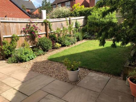 4 bedroom Semi-detached house to let in Middle Green, Rothley, LE7